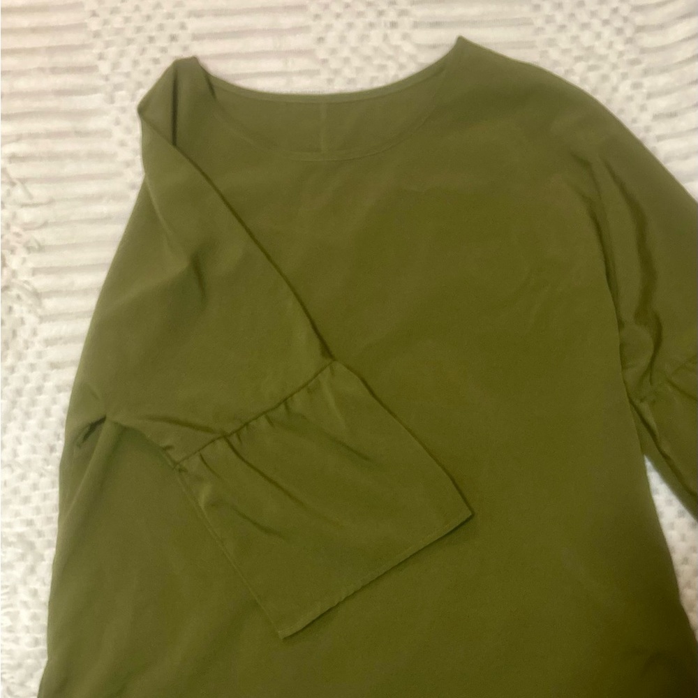 Green 3/4 Sleeve Blouse with Soft Knit Fabric